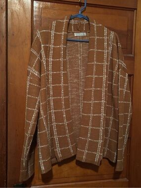 Retrology Yellow/Gold Cardigan NWOT